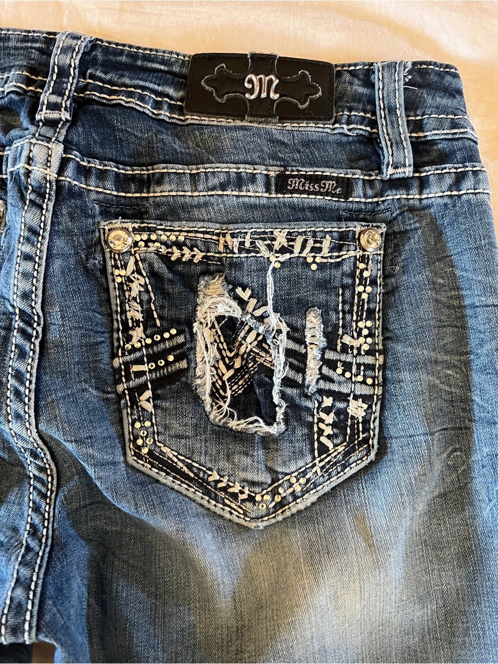 Miss Me Jeans Size 30 Bootcut Y2K Embellished Rhinestone Distressed Western - Picture 6 of 8
